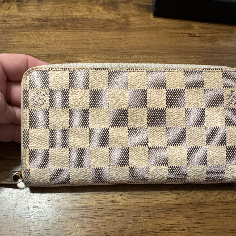 Louis Vuitton Cream and Brown Checkered Wallet